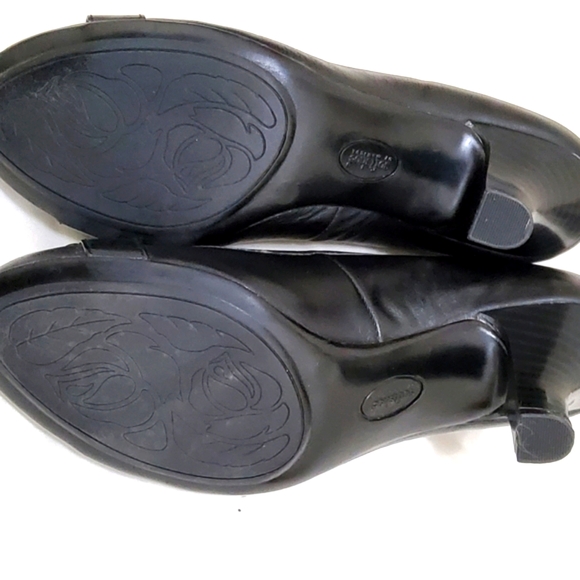 Medicus Softshoe Sz 9.5M. Leather, 3 " heels, Soft. Unique - Picture 6 of 11